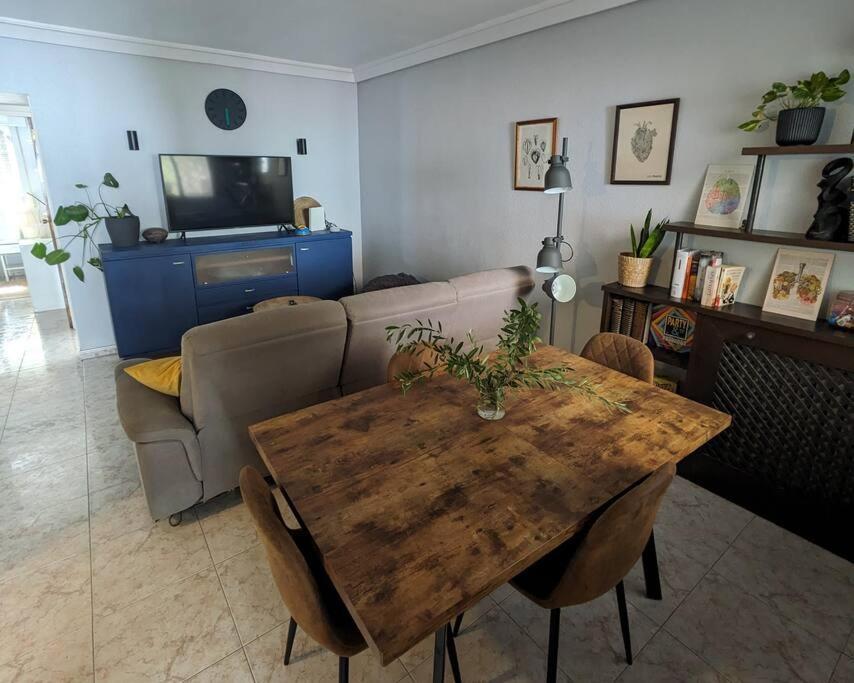 מדריד Acogedor Apartamento Y Parking מראה חיצוני תמונה