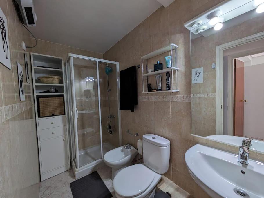 מדריד Acogedor Apartamento Y Parking מראה חיצוני תמונה